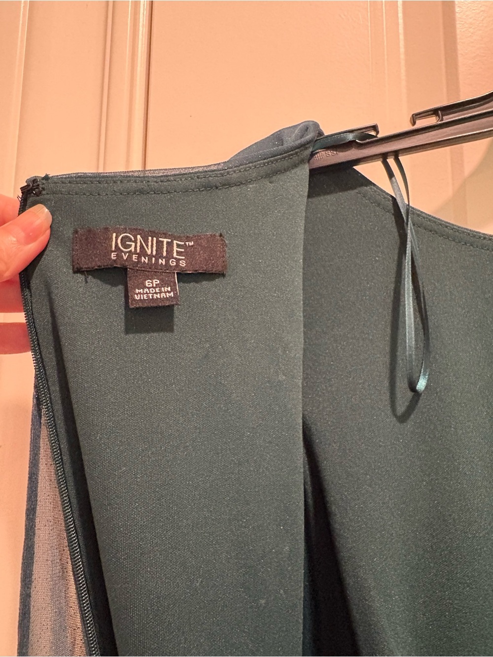 Elegant Teal Evening Maxi Dress with Cape Overlay EUC 6 P - Picture 9 of 16